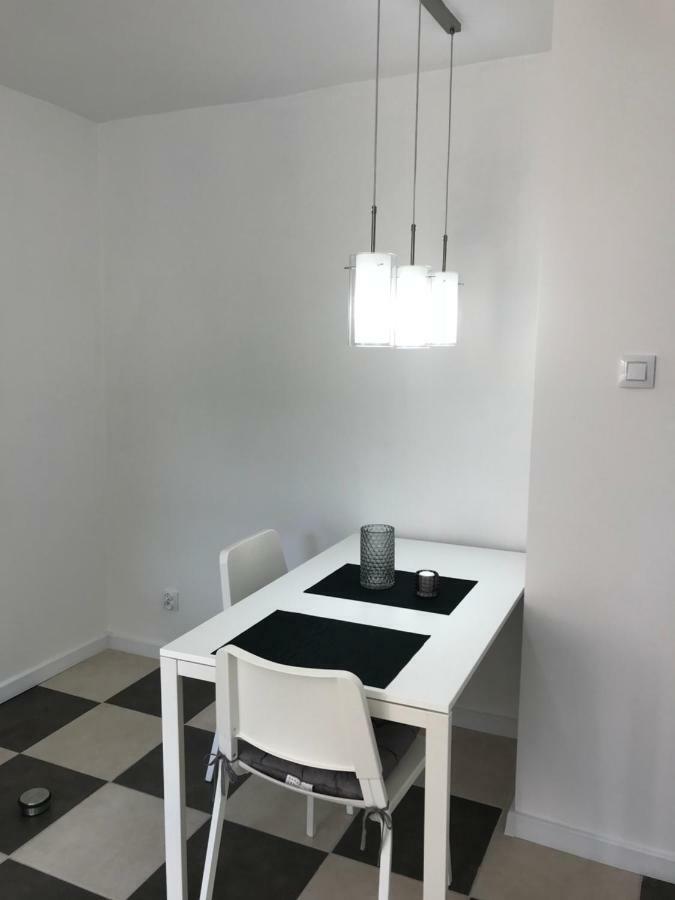 Apartament Matejki 7/4 Zielona Góra Extérieur photo